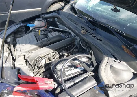 2018 Volkswagen Jetta 1.4T S z USA, uszkodzony, nr VIN 3VW2B7AJ9JM231090